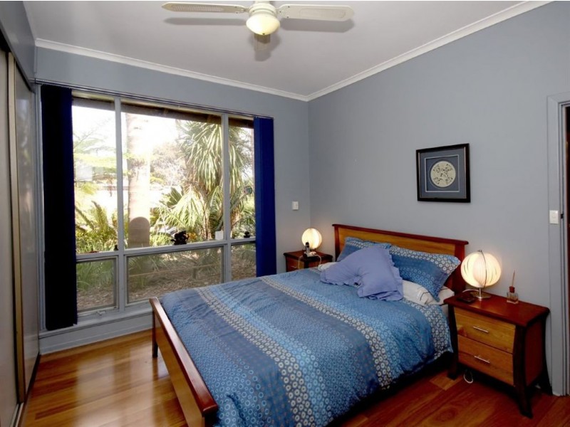 1 Mary Street, Happy Valley SA 5159