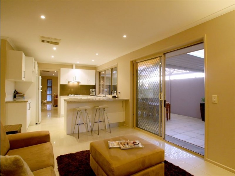 2 Lindsay Court, Aberfoyle Park SA 5159