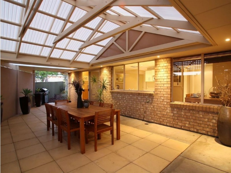 2 Lindsay Court, Aberfoyle Park SA 5159