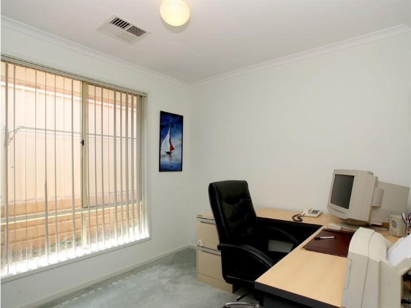 37 New York Road, Aberfoyle Park SA 5159