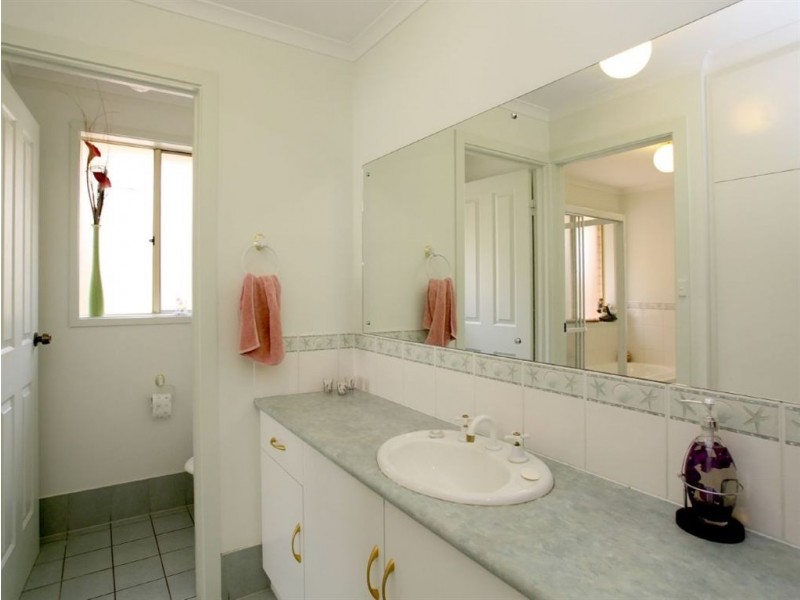 37 New York Road, Aberfoyle Park SA 5159