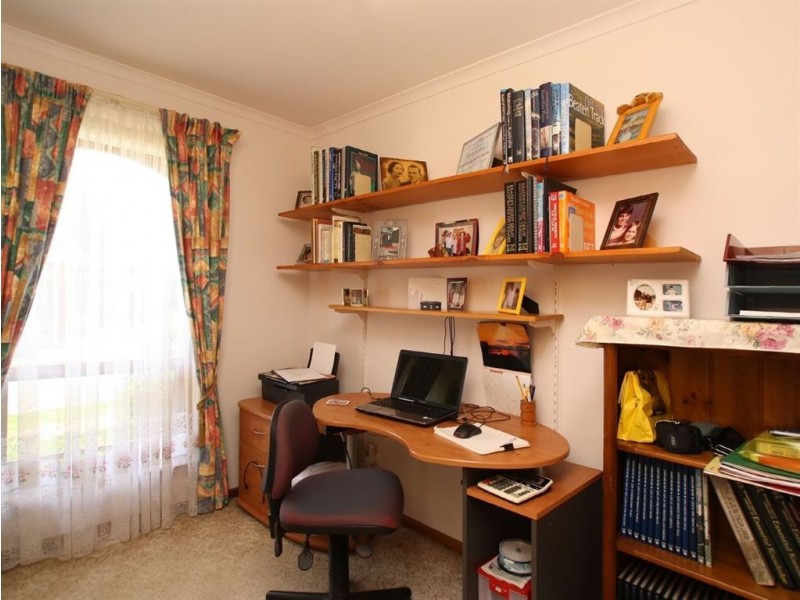 2/4-6 Malone Crescent, Morphett Vale SA 5162