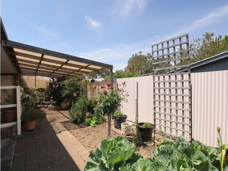 2/4-6 Malone Crescent, Morphett Vale SA 5162