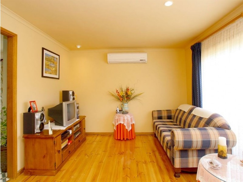 2, 4-6 Malone Crescent, Morphett Vale SA 5162