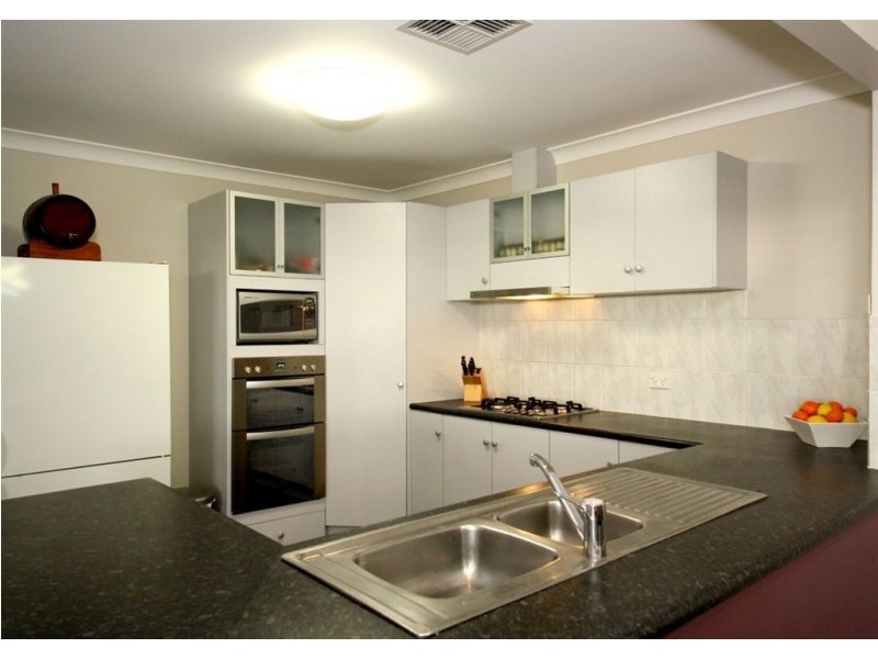 48 Forest Drive, Happy Valley SA 5159