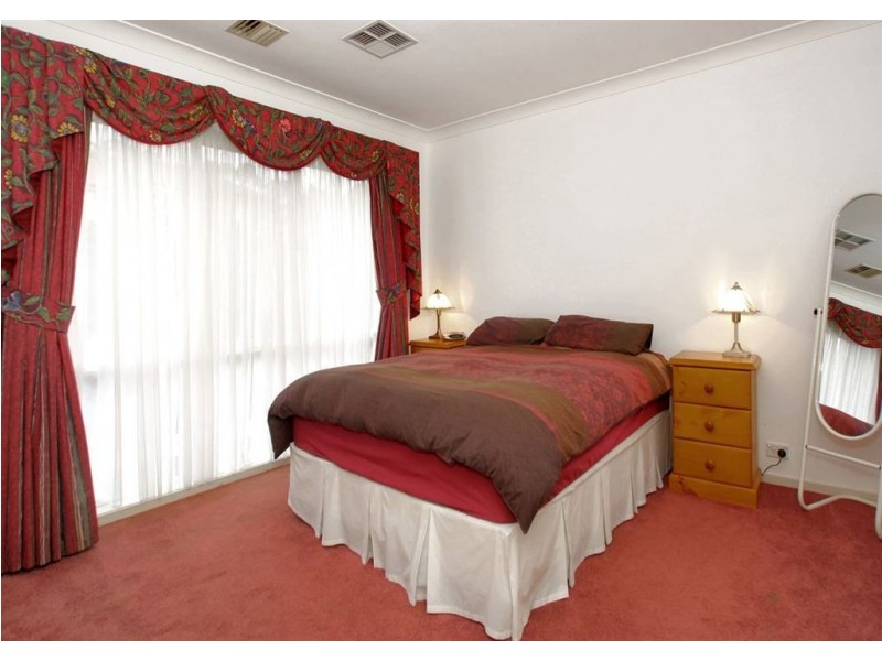 48 Forest Drive, Happy Valley SA 5159