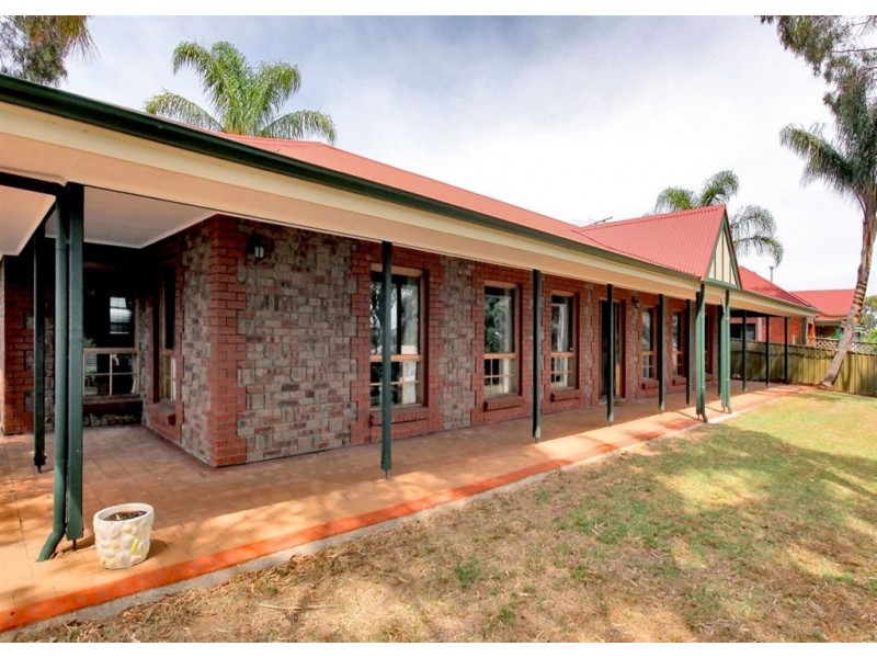 6 Huon Court, Flagstaff Hill SA 5159