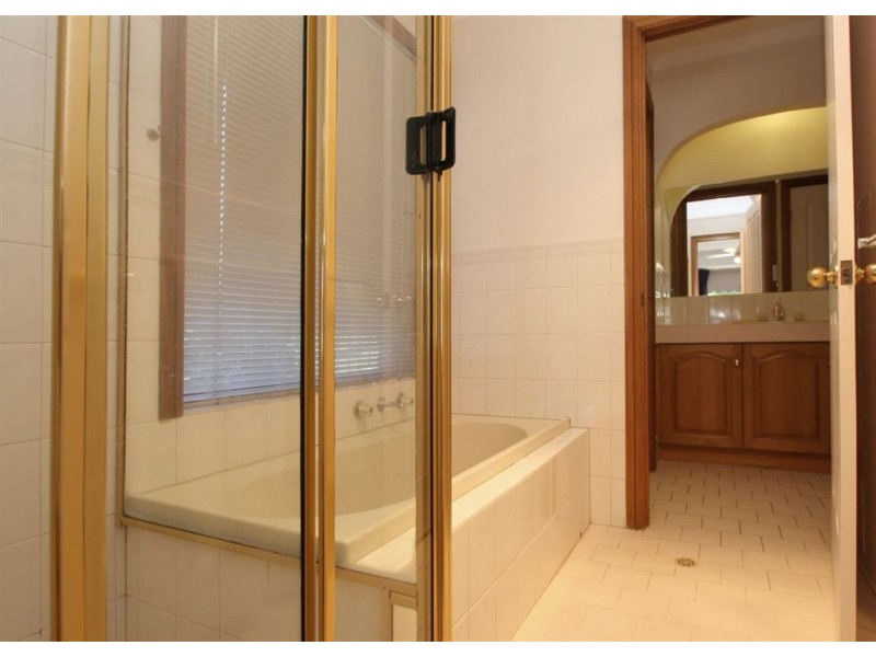 44 Farnsworth Drive, Morphett Vale SA 5162