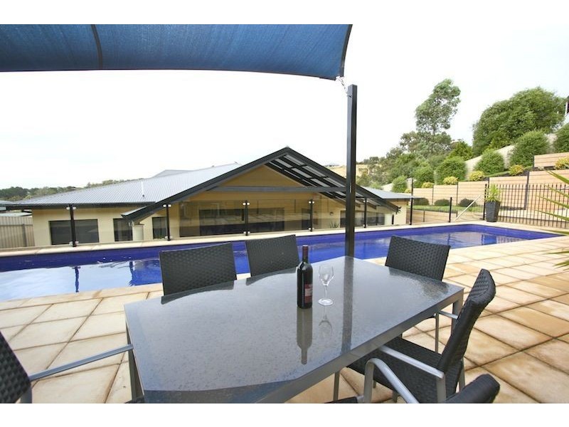 12 Coast View Court, Chandlers Hill SA 5159