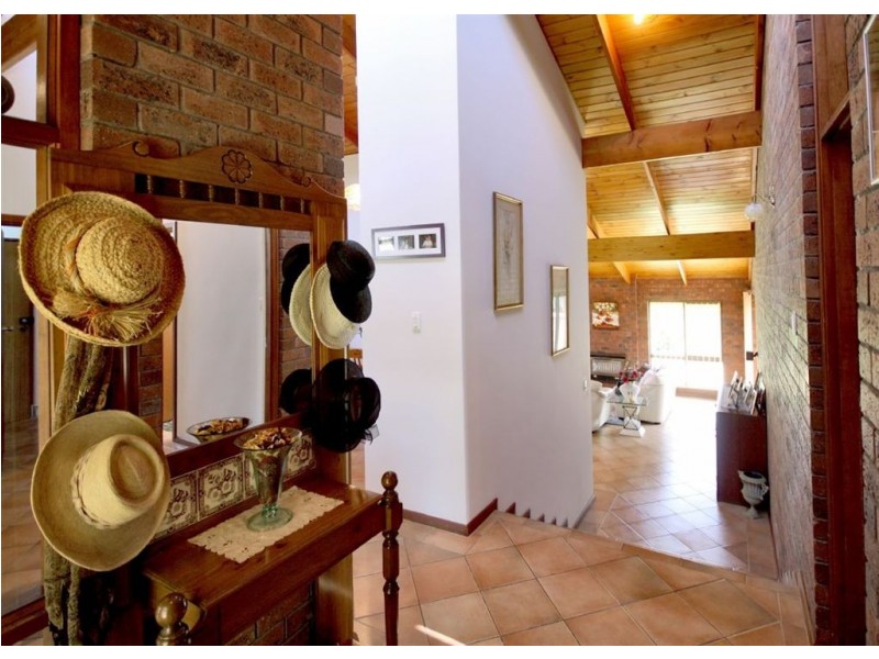 62 Skyline Drive, Flagstaff Hill SA 5159