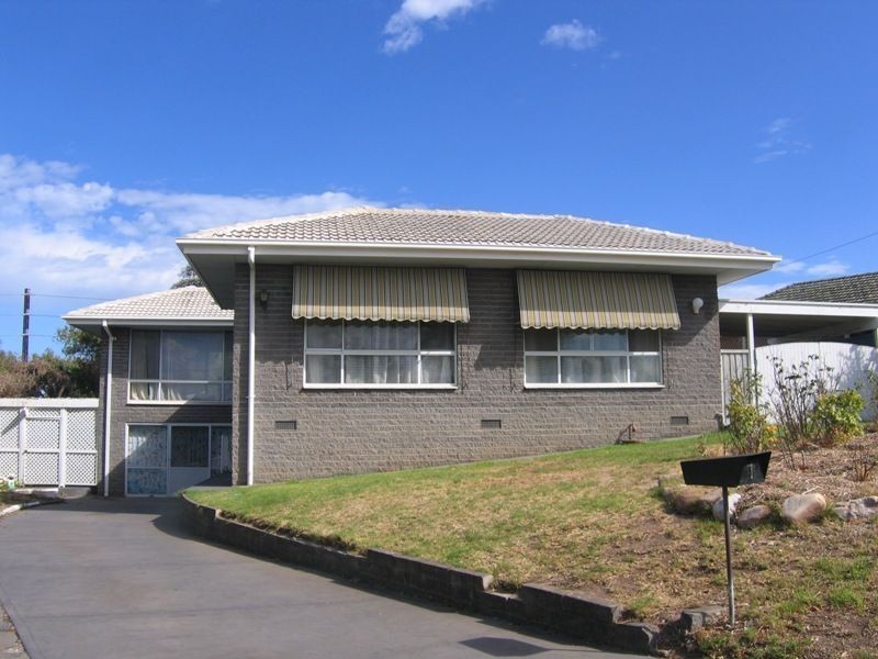 3 Capeview Crescent, Hackham SA 5163