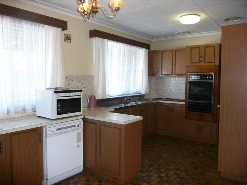 3 Capeview Crescent, Hackham SA 5163