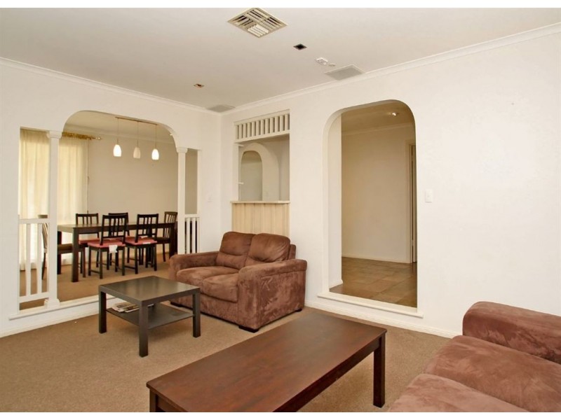 37 Glenthorn Crescent, O’halloran Hill SA 5158