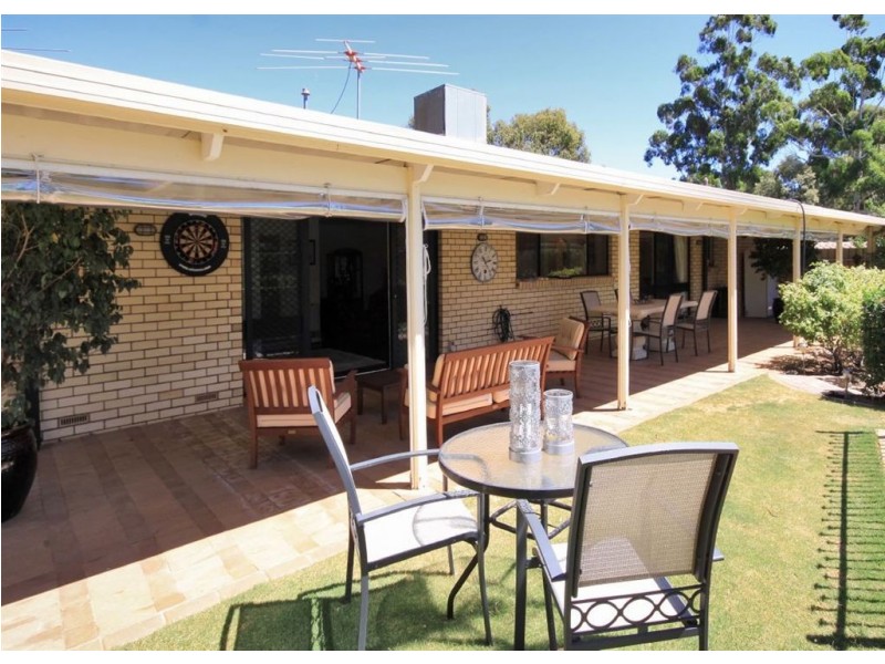 16 Balara Crescent, Flagstaff Hill SA 5159