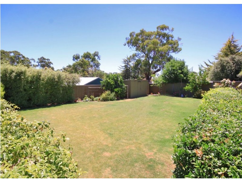 16 Balara Crescent, Flagstaff Hill SA 5159