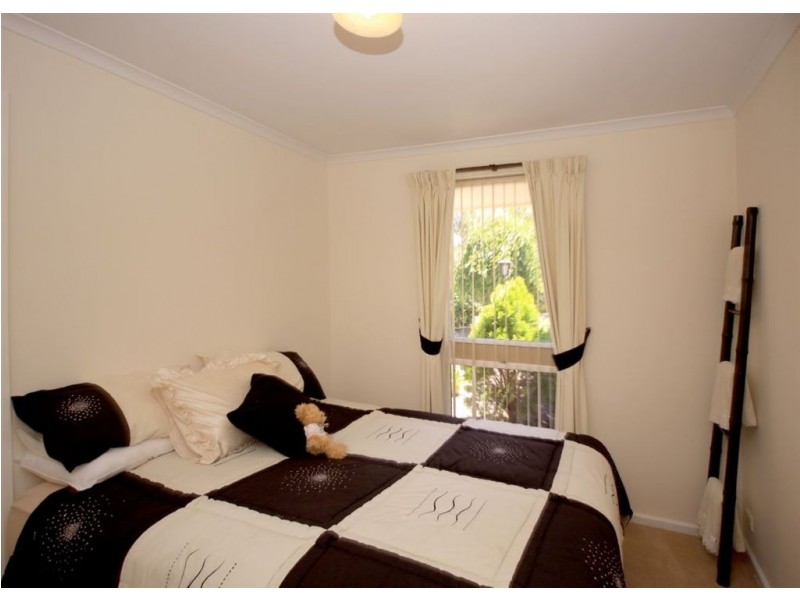 16 Balara Crescent, Flagstaff Hill SA 5159