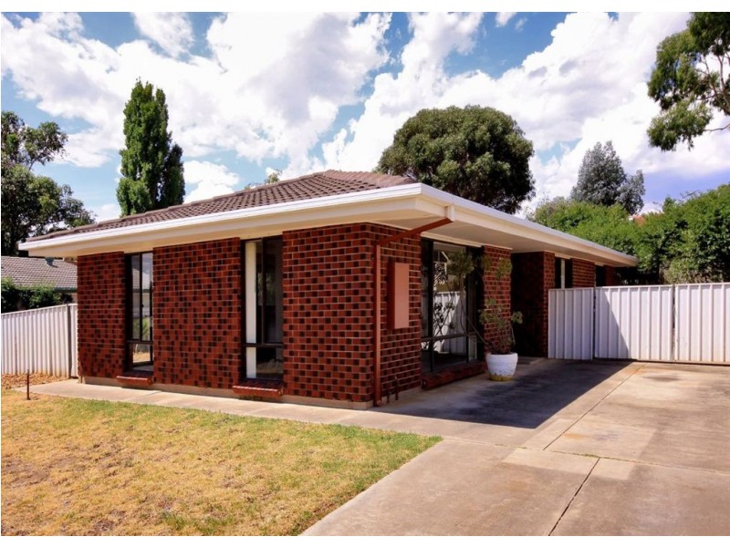 13 Allman Crescent, Aberfoyle Park SA 5159