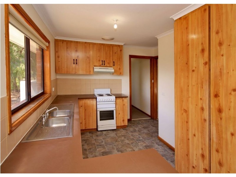 13 Allman Crescent, Aberfoyle Park SA 5159