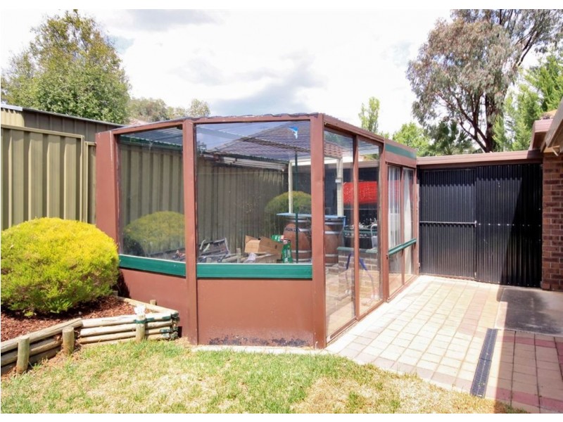 8 Linton Place, Aberfoyle Park SA 5159