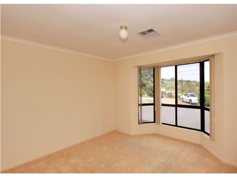 5 Ashridge Court, Aberfoyle Park SA 5159