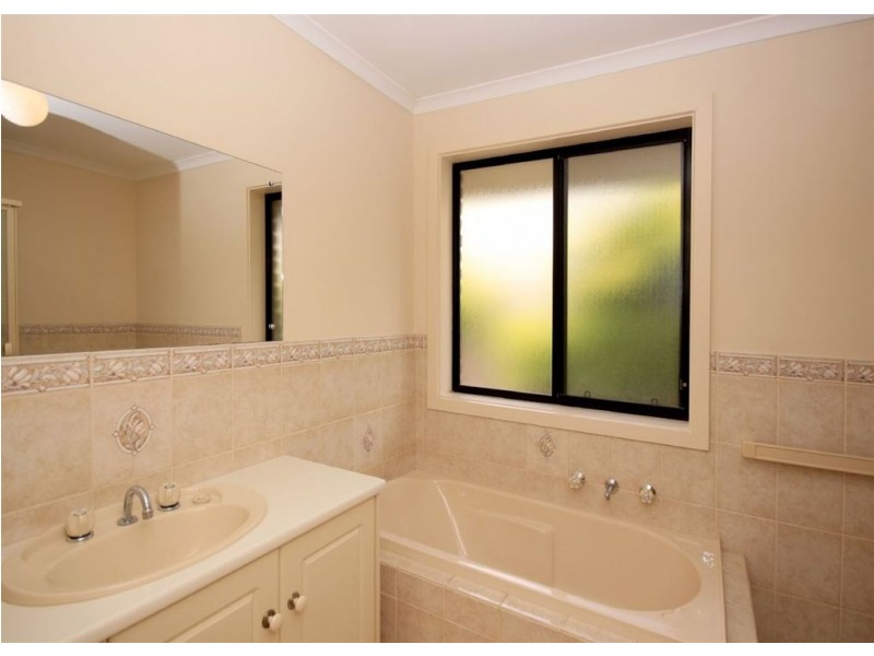 5 Ashridge Court, Aberfoyle Park SA 5159