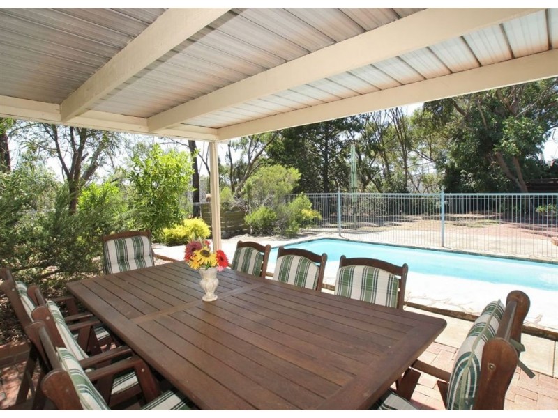 9 York Drive, Flagstaff Hill SA 5159