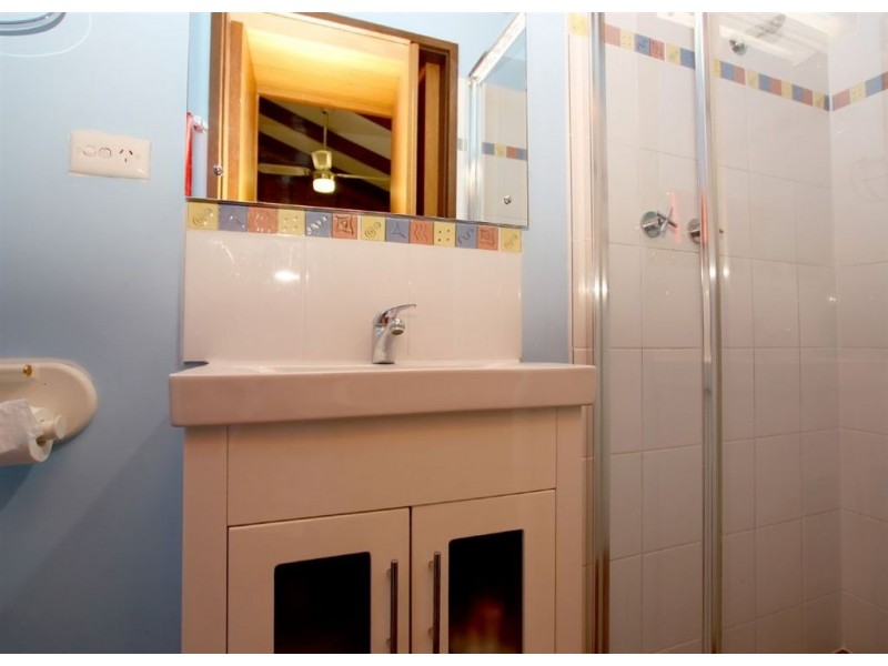 9 York Drive, Flagstaff Hill SA 5159