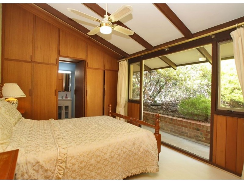 9 York Drive, Flagstaff Hill SA 5159