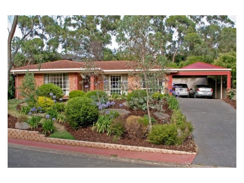 10 Woodland Grove, Aberfoyle Park SA 5159