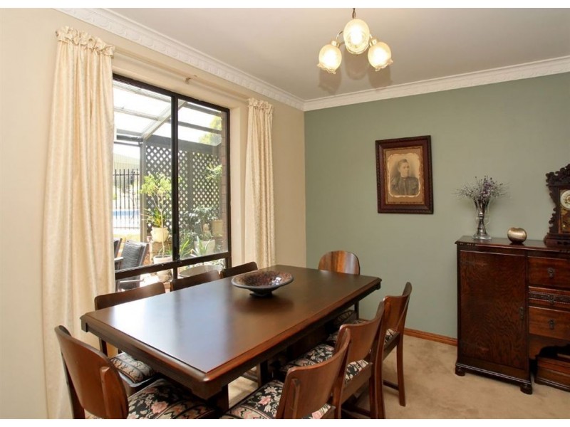 25 Cormorant Avenue, Flagstaff Hill SA 5159