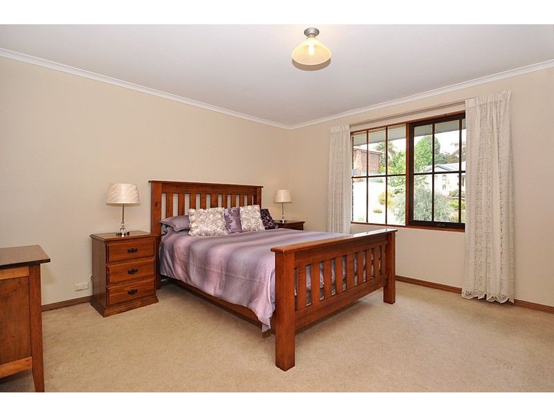 25 Cormorant Ave, Flagstaff Hill SA 5159