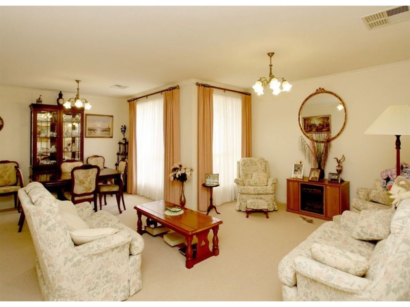 14 Alanah Court, Happy Valley SA 5159