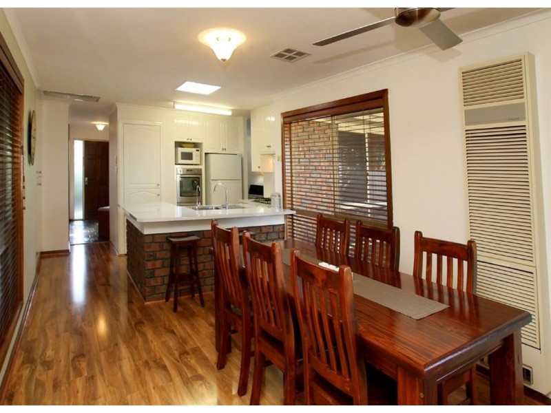 2 Lowry Court, Flagstaff Hill SA 5159