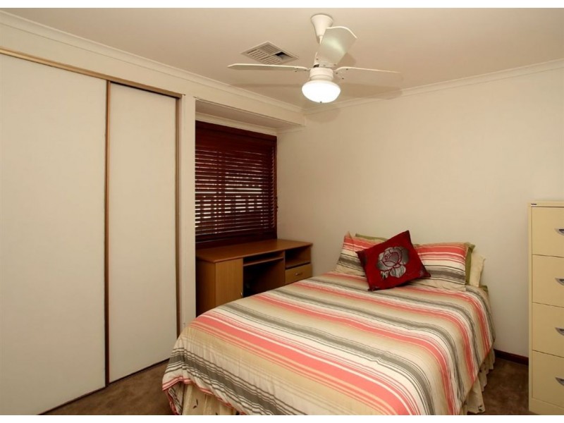 2 Lowry Court, Flagstaff Hill SA 5159