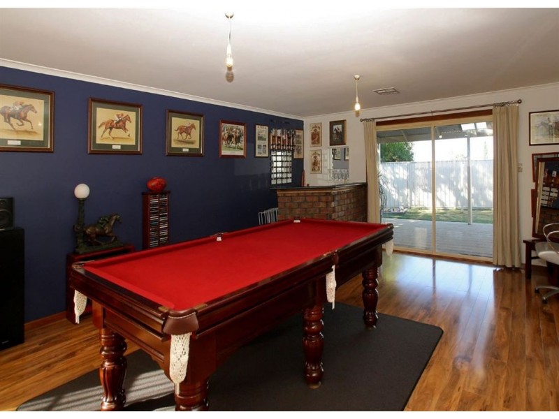 2 Lowry Court, Flagstaff Hill SA 5159