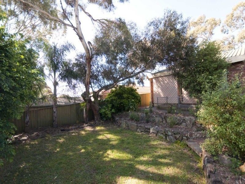 60 Oakridge Road, Aberfoyle Park SA 5159
