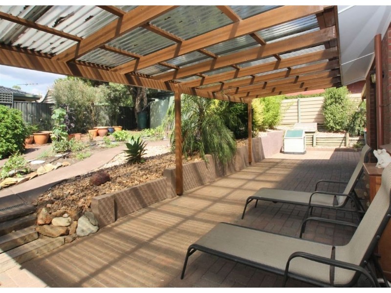 28 Garnet Crescent, Flagstaff Hill SA 5159