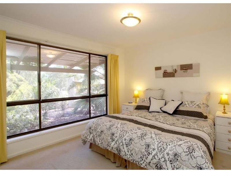 28 Garnet Crescent, Flagstaff Hill SA 5159