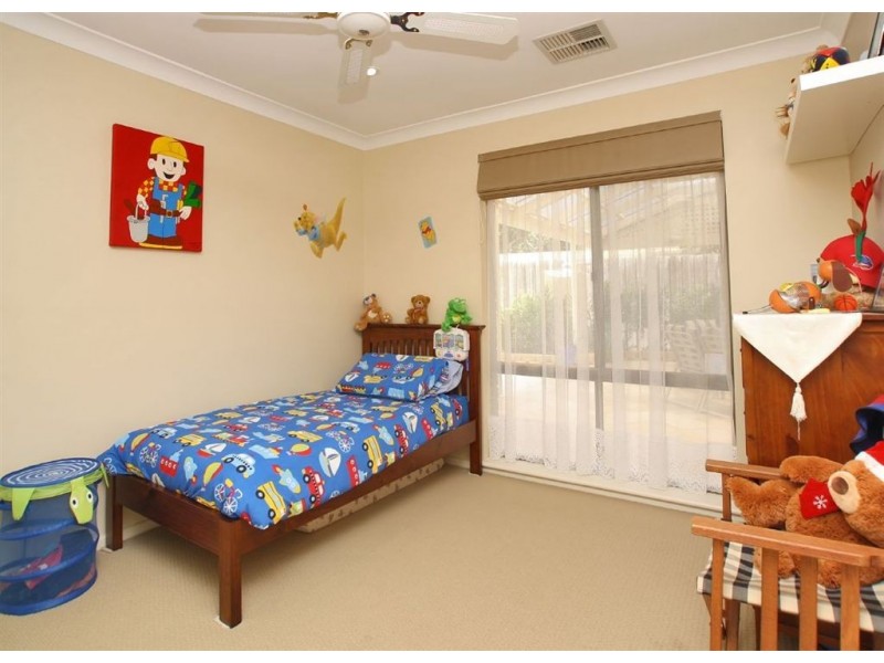 24 Gorelon Drive, Flagstaff Hill SA 5159