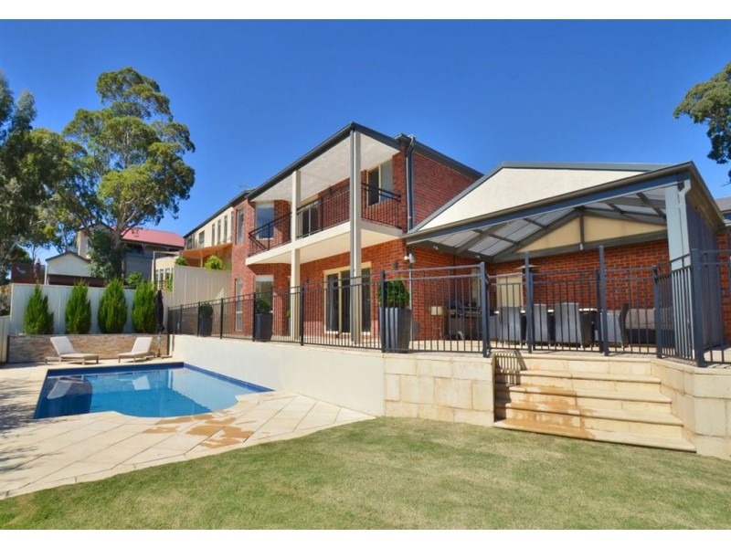 3 Tree Top Rise, Chandlers Hill SA 5159