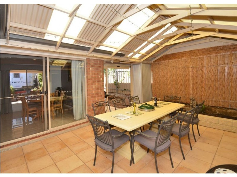 1 Woodford Court (off Islington Drive), Sheidow Park SA 5158