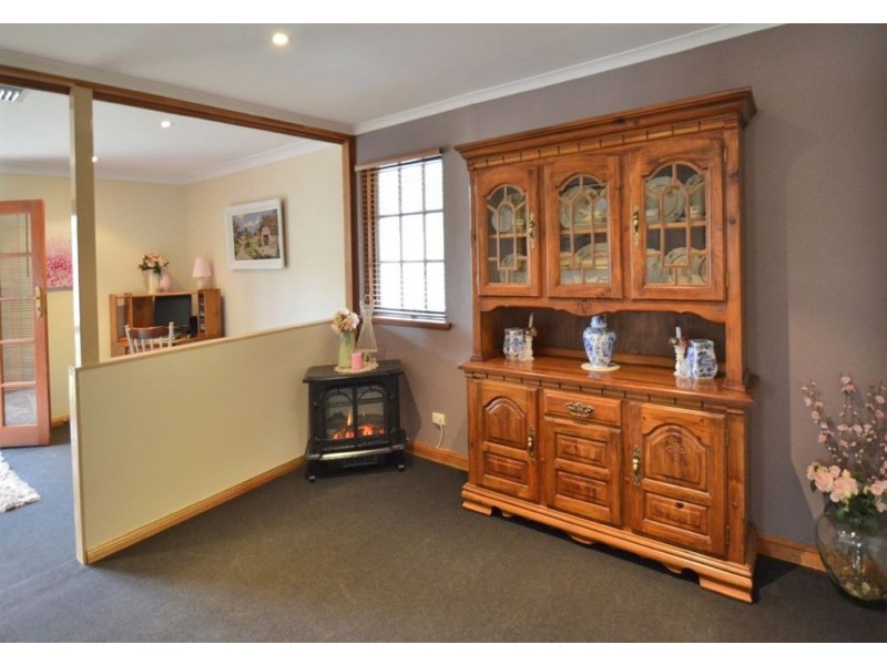 9 Portia Street, Flagstaff Hill SA 5159