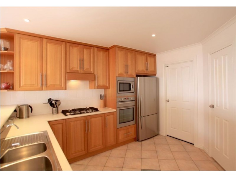 8 Corella Avenue, Chandlers Hill SA 5159