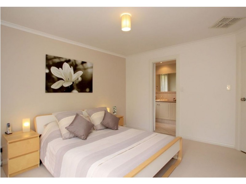 8 Corella Avenue, Chandlers Hill SA 5159