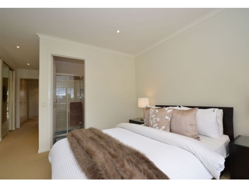 63 Greenfield Rise, Aberfoyle Park SA 5159