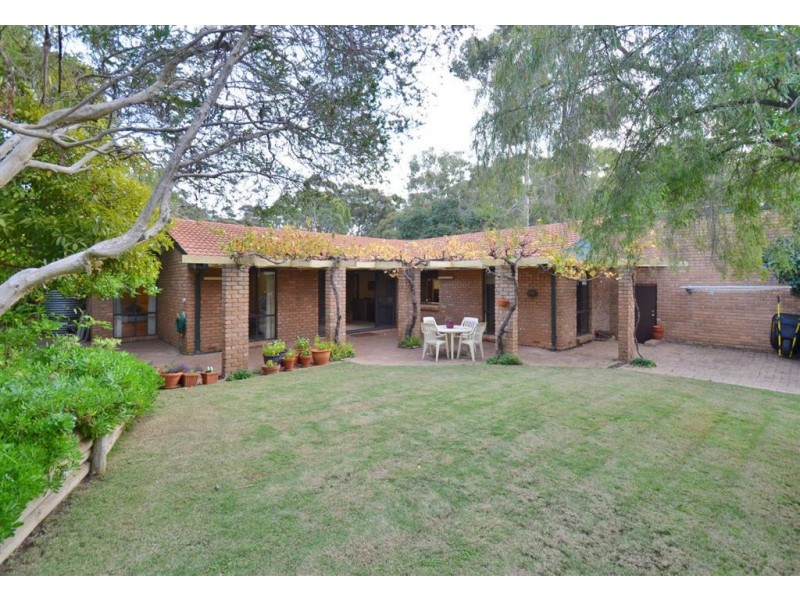 18 Catharina Street, Flagstaff Hill SA 5159