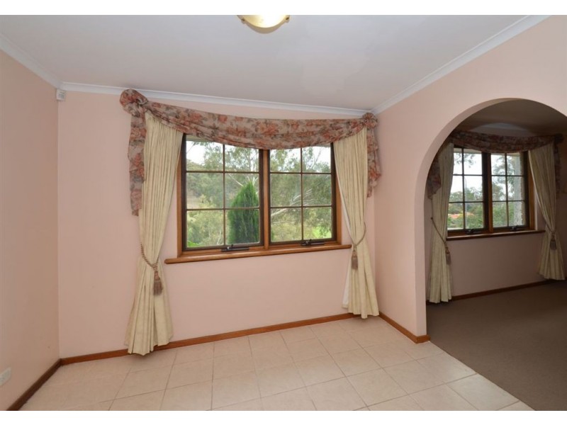 35 Hui Hui Drive, Happy Valley SA 5159
