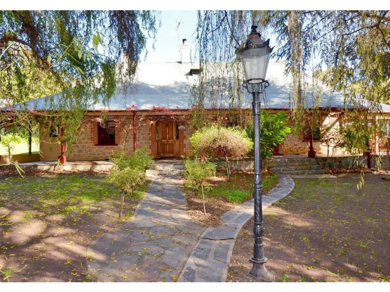 12 Radiata Place, Aberfoyle Park SA 5159