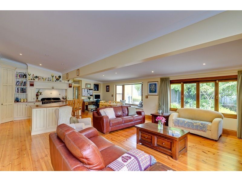 12 Radiata Place, Aberfoyle Park SA 5159