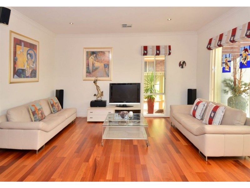 2 Woolacombe Ave, North Brighton SA 5048